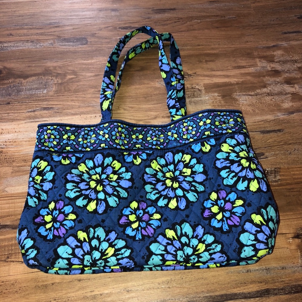 Vera Bradley tote purse